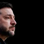 Zelenskyj ruskému reportérovi odvrkol, že do Moskvy by vycestoval iba „na rakete“
