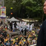 Bolsonaro pred voľbami sľubuje Brazílii návrat medzi svetové veľmoci