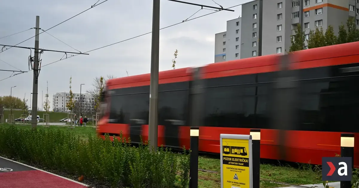 Bratislava čaká na verdikt hygienikov, električková trať nemá kolaudáciu