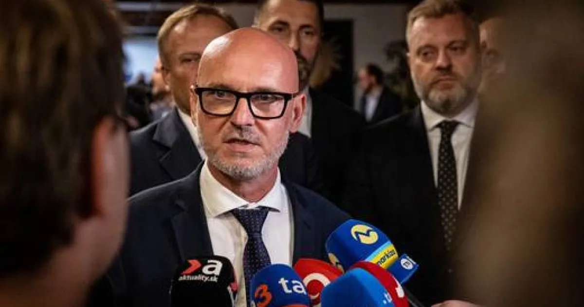 Gröhlingove slová o dôchodkoch pobúrili koalíciu. Hrozí sociálny masaker?