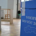 Polícia prešetruje podozrenie z volebnej korupcie v obci Jelka