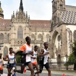 Rekordných 19 283 bežcov zo 74 krajín odštartuje na 103. ročníku košického maratónu