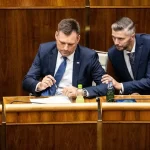 Slyško nechce potvrdiť lojalitu Hlasu, s Tarabom pripravuje vyhlásenie