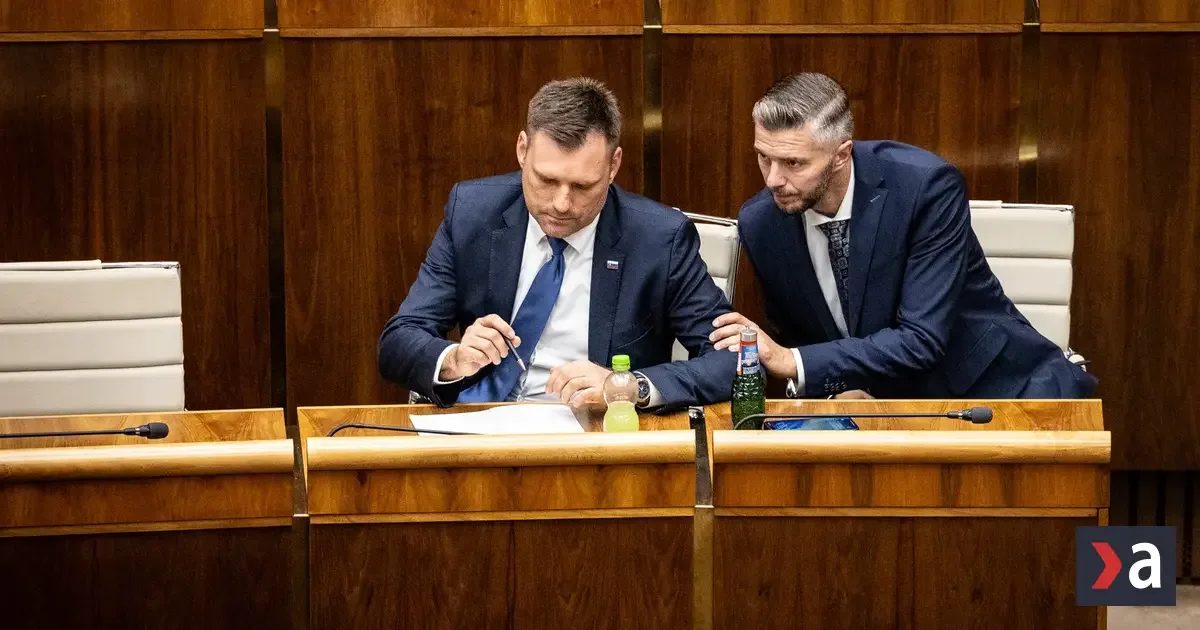 Slyško nechce potvrdiť lojalitu Hlasu, s Tarabom pripravuje vyhlásenie