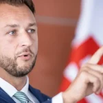 Šutaj Eštok vyzval na účasť vo voľbách, v Košickom kraji podporil Igora Šimka