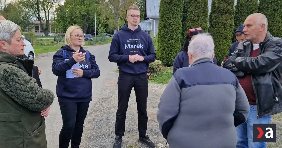 V Kežmarku tesné hlasy rozhodli o páde Jána Ferenčáka, oslavovali pred jeho domom