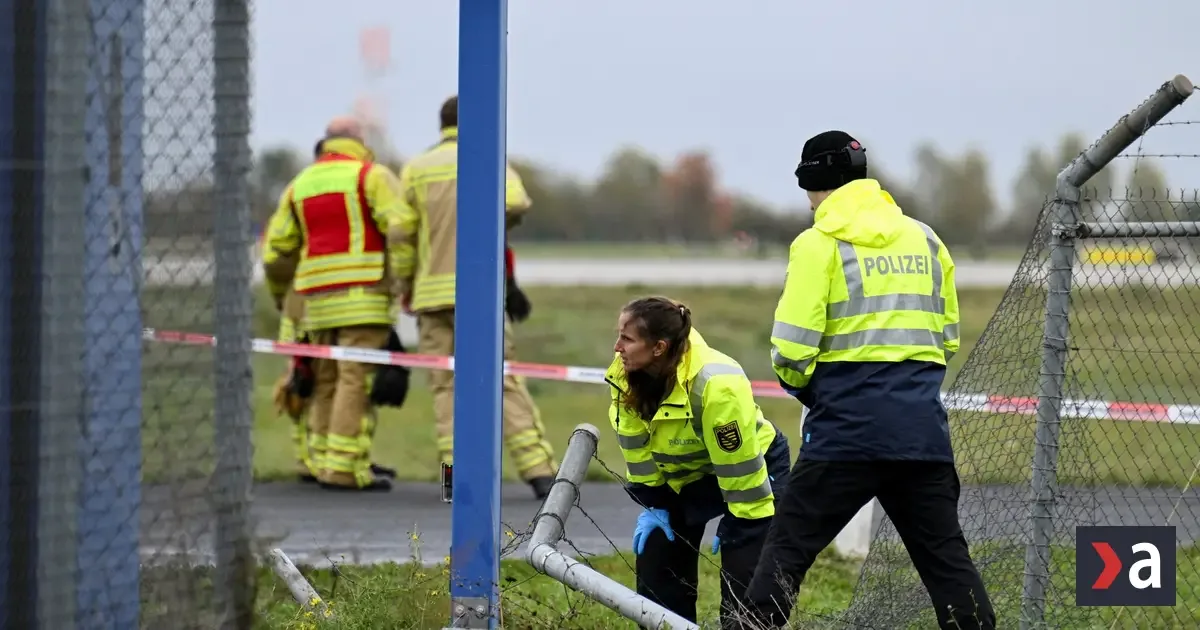 Vozidlo zrejme prerazilo plot letiska v Lipsku, polícia vyšetruje incident